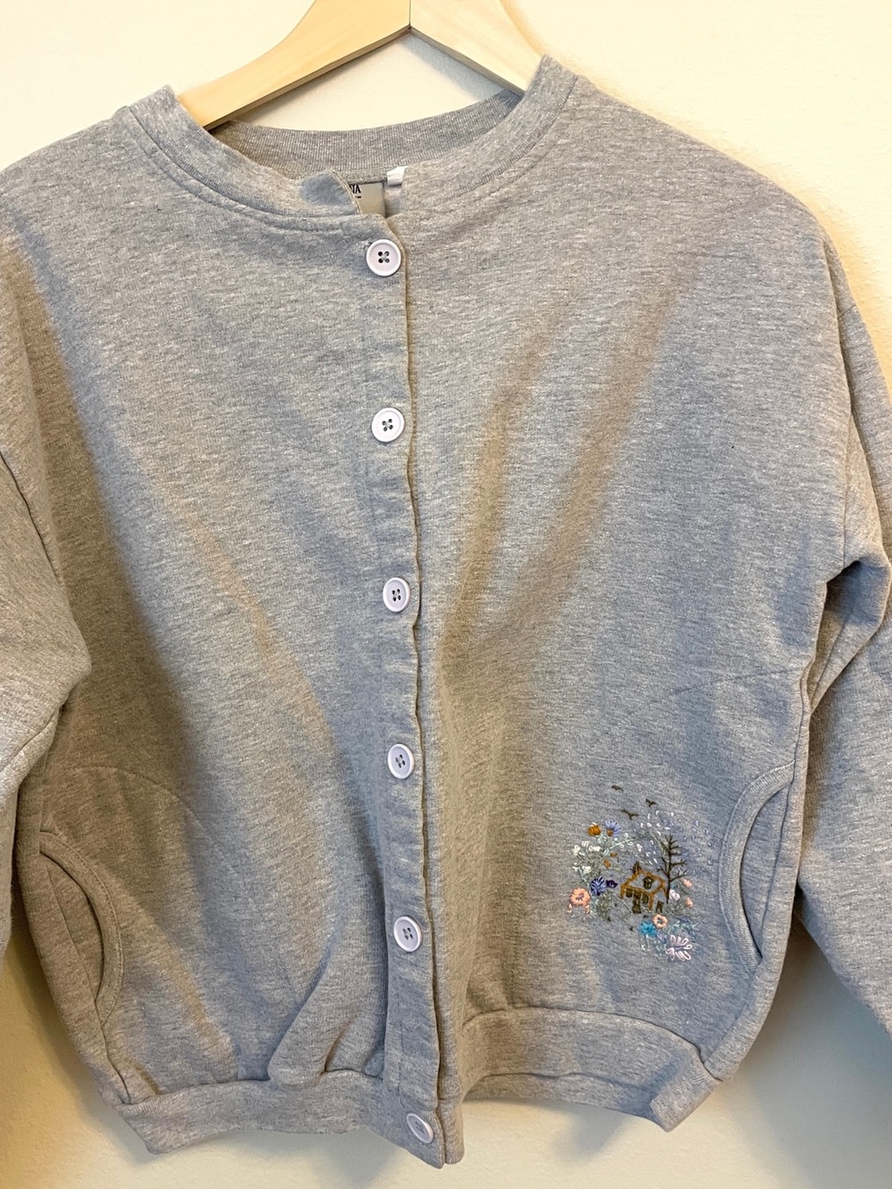 Carolina Drive - Embroidered Cottage Button-Up Cardigan - Size L (Fits S/M)